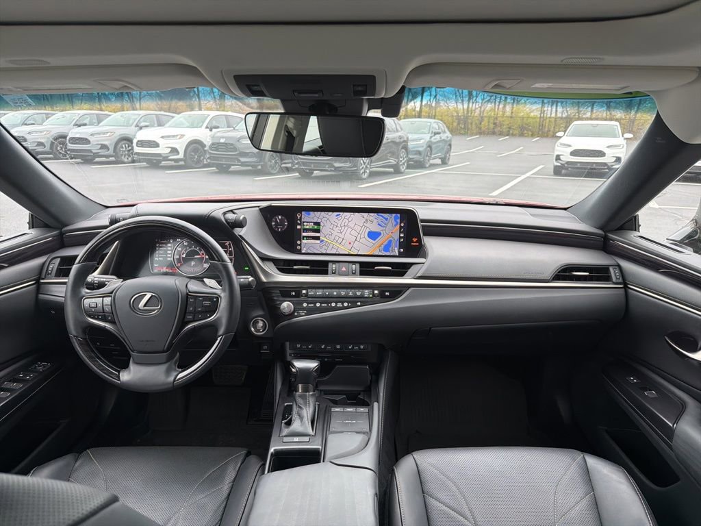 Used 2021 Lexus ES 350 Luxury image 12