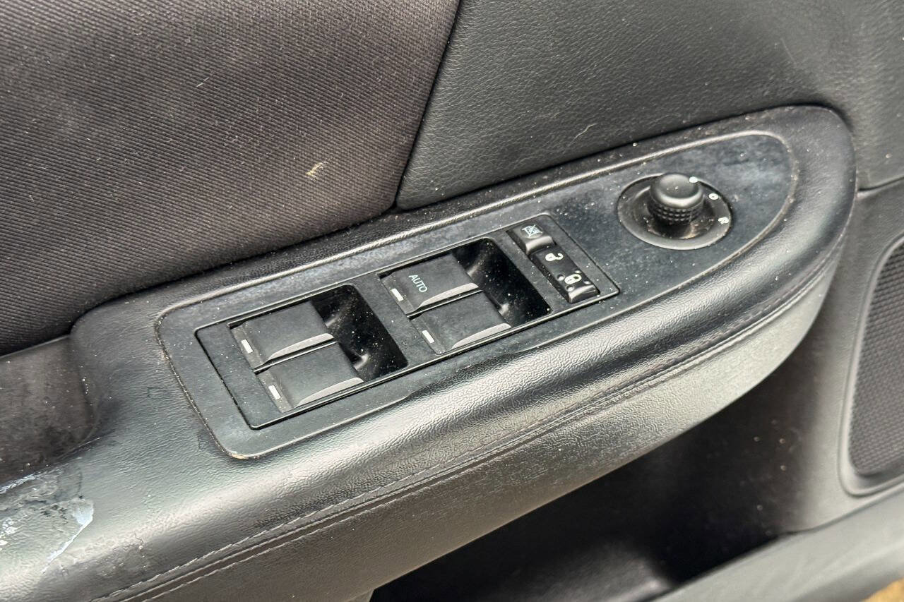 Used 2014 Chrysler 200 Touring w/ 200 S Group FWD image 20