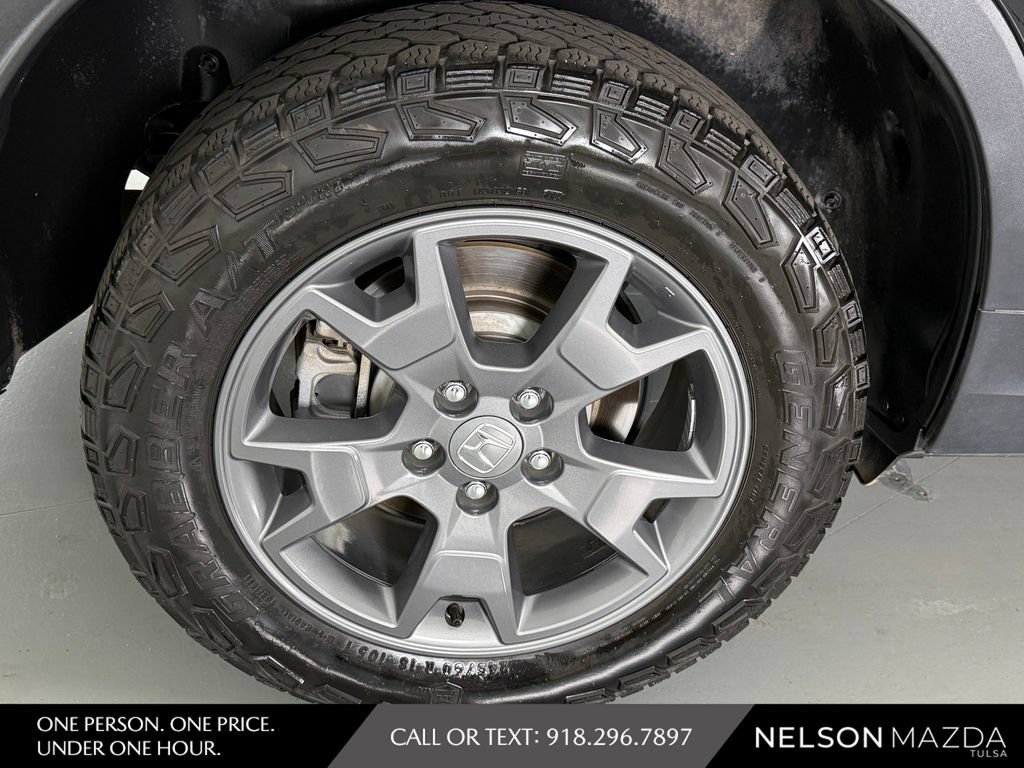 Used 2024 Honda Passport TrailSport image 13