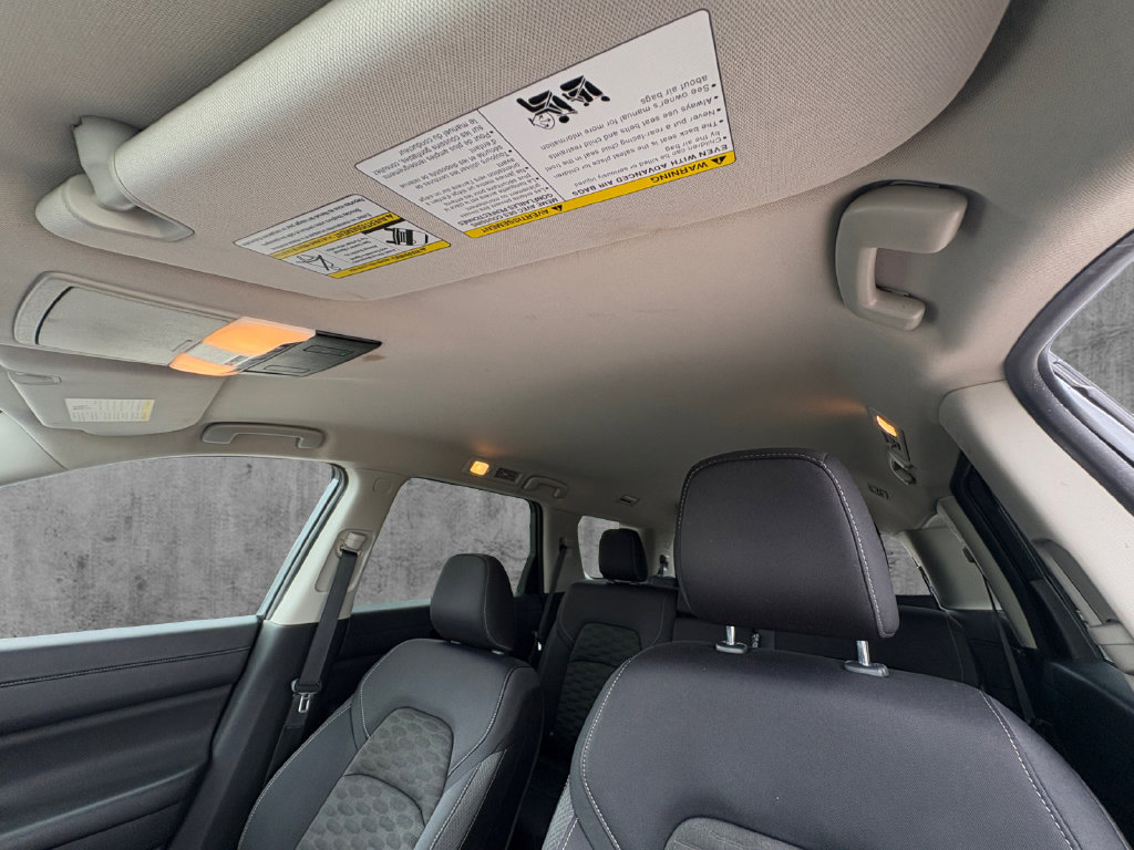 Used 2024 Nissan Pathfinder SV FWD image 12