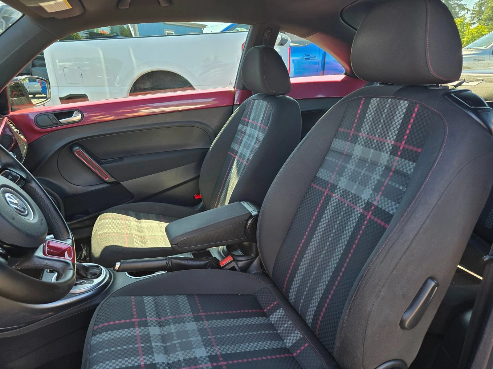 Used 2017 Volkswagen Beetle #PinkBeetle FWD image 21