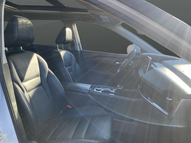 Used 2023 Nissan Rogue SL image 29