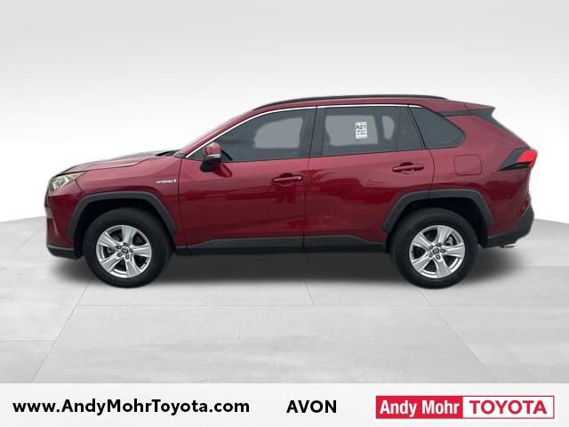 Used 2021 Toyota RAV4 XLE w/ XLE Grade Weather Package image 5