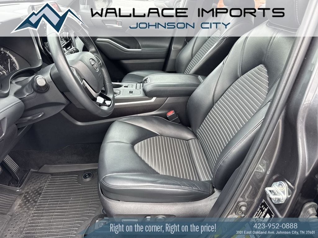 Used 2022 Toyota Highlander XSE FWD image 14