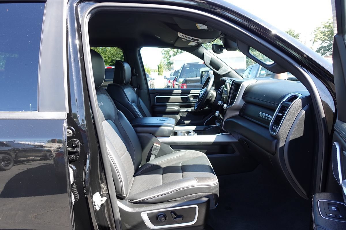 Used 2023 RAM 1500 Laramie AWD/4WD image 37