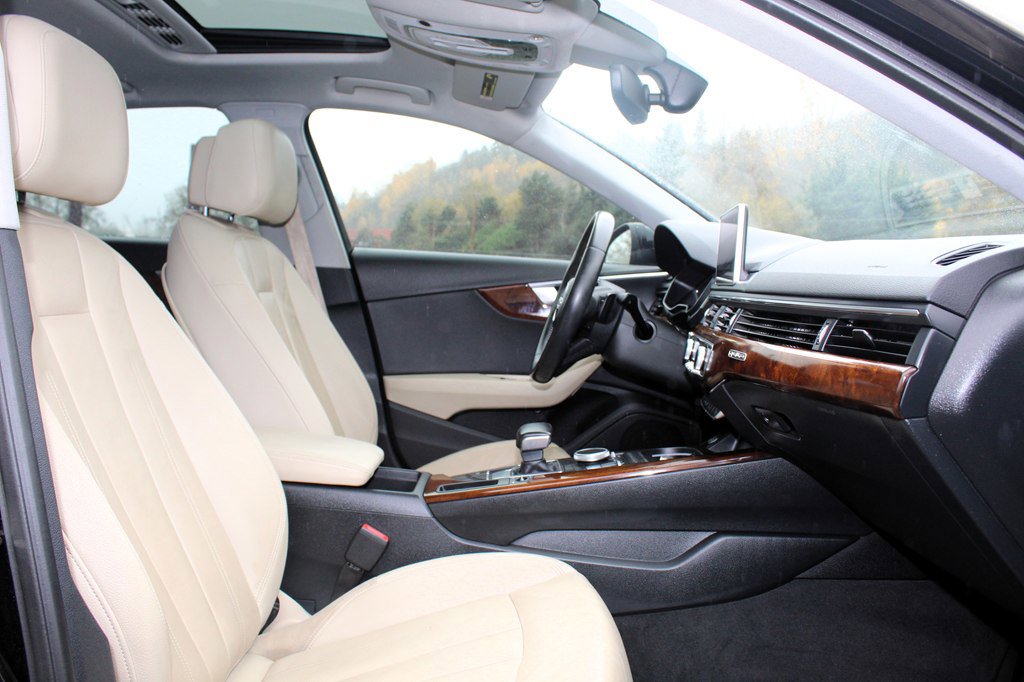 Used 2017 Audi A4 2.0T Premium w/ Audi MMI Navigation Plus image 18