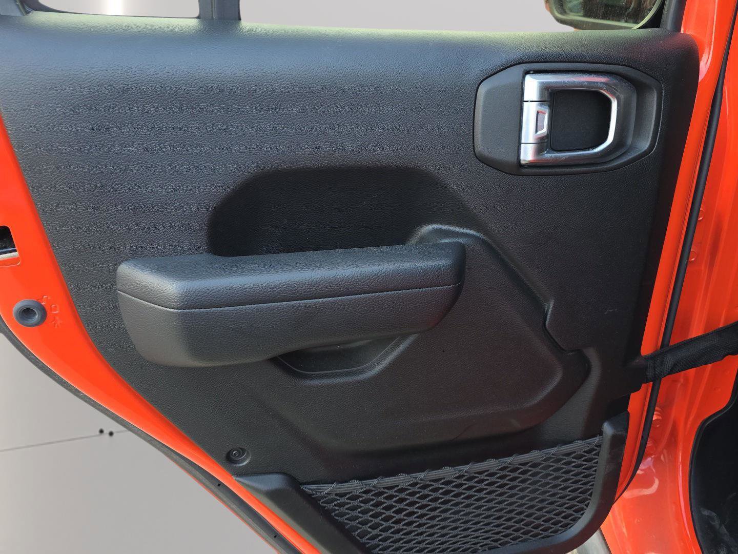 Used 2023 Jeep Wrangler Unlimited Rubicon w/ LED Lighting Group AWD/4WD image 38