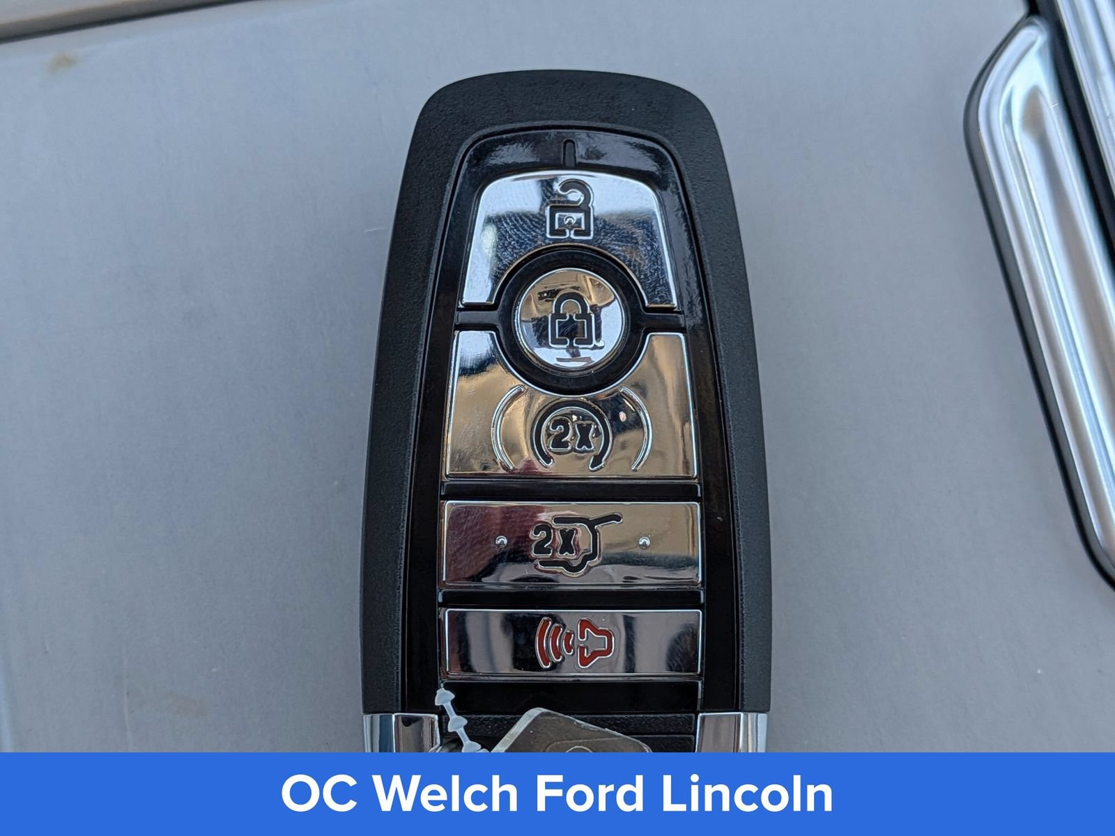 Certified 2025 Lincoln Navigator Reserve AWD/4WD image 34