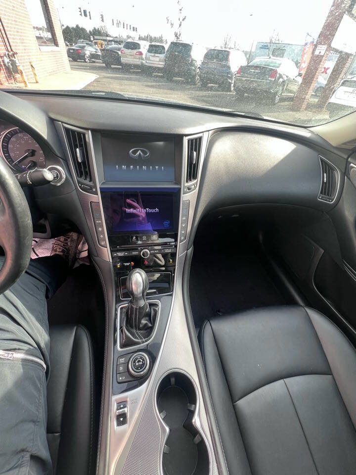 Used 2014 INFINITI Q50 Premium w/ Navigation Package AWD/4WD image 5