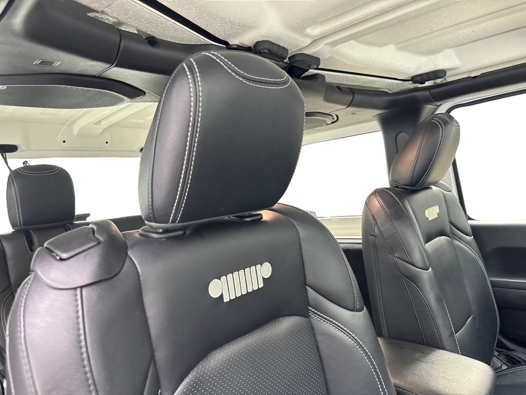 Used 2022 Jeep Wrangler Sport AWD/4WD image 38