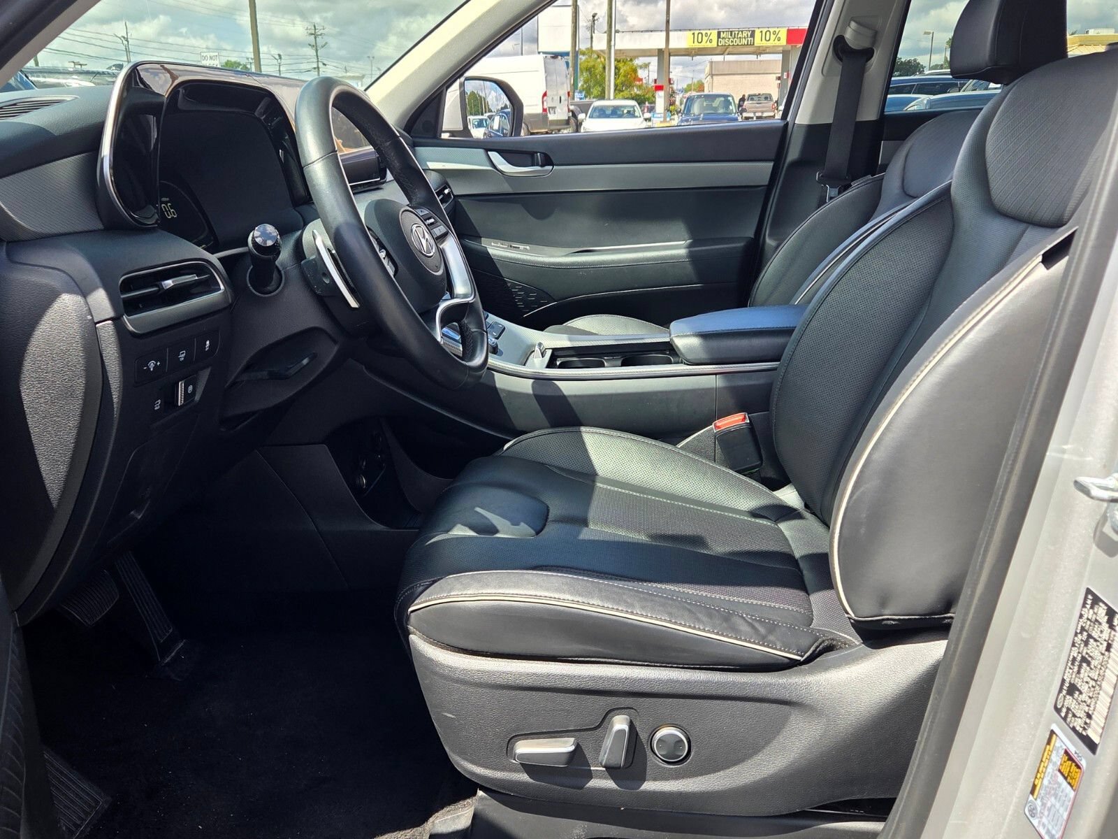 Used 2025 Hyundai Palisade SEL AWD/4WD image 5