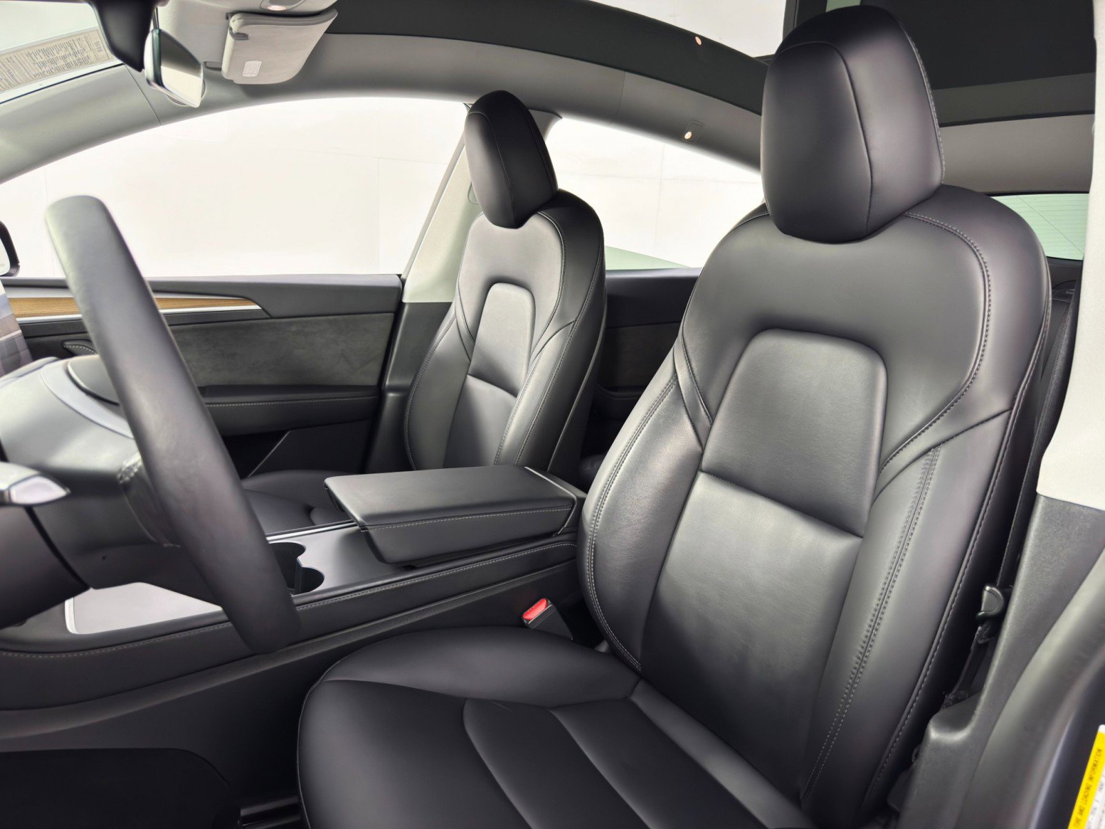 Used 2023 Tesla Model Y Performance image 39