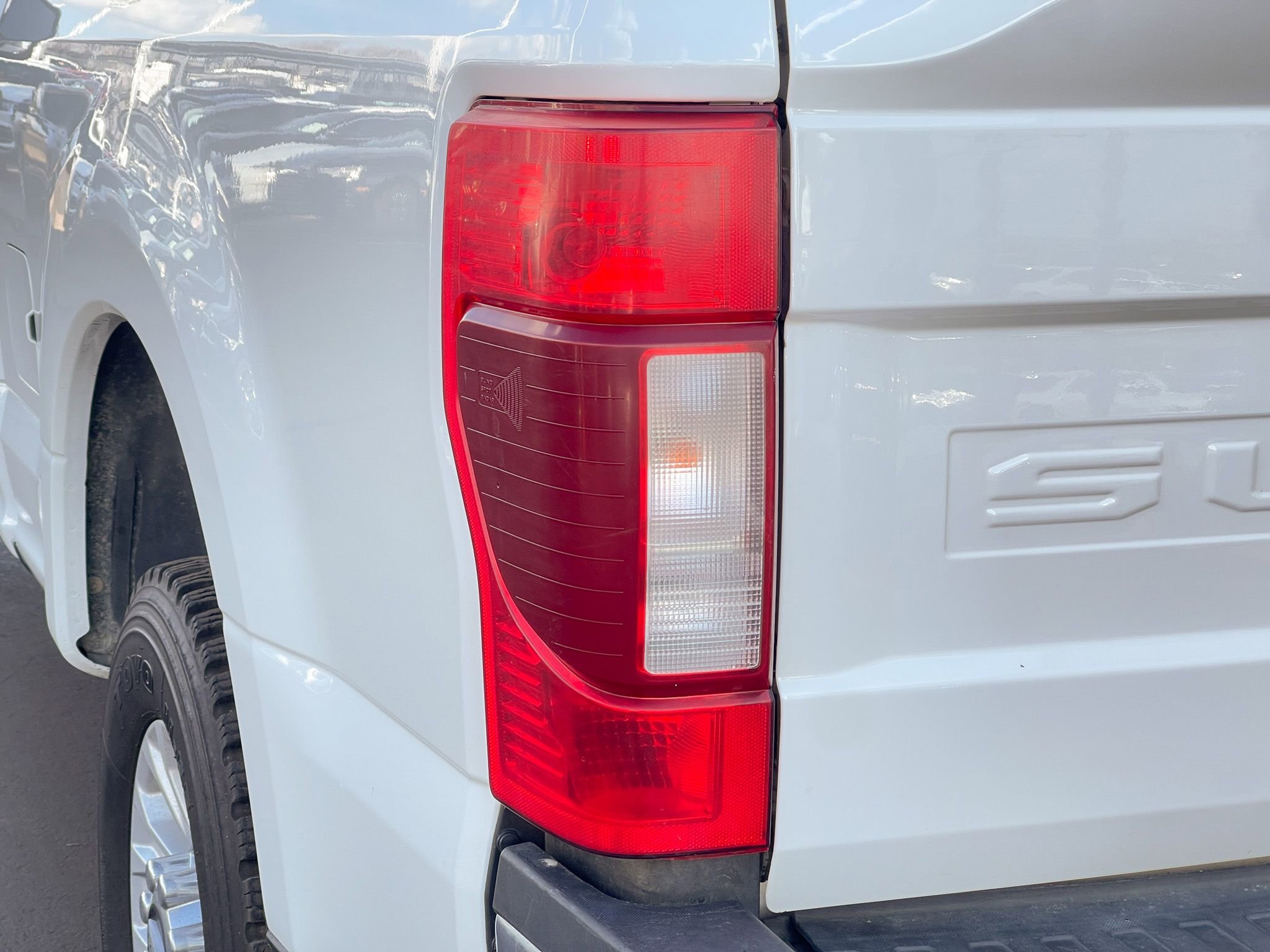 Used 2021 Ford F250 XLT w/ FX4 Off-Road Package image 30