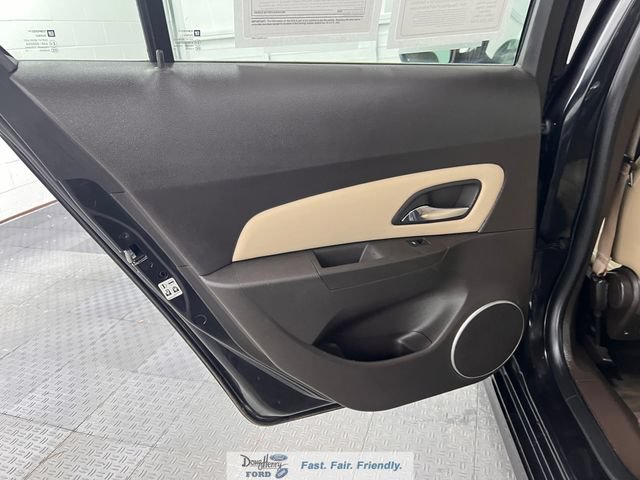 Used 2016 Chevrolet Cruze LTZ w/ Sun, Sound and Sport Package FWD image 29