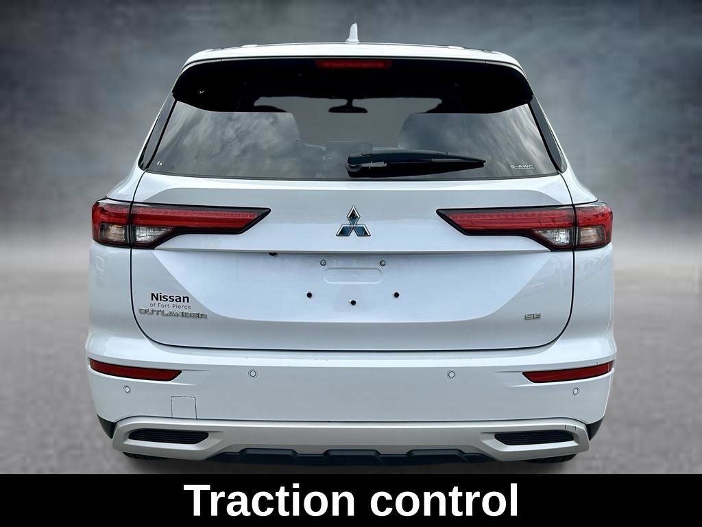 Used 2024 Mitsubishi Outlander SE AWD/4WD image 6