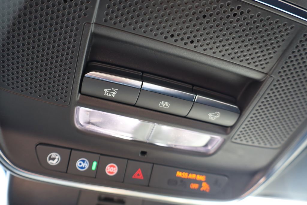 New 2026 Chevrolet Traverse RS w/ LPO, Floor Liner Package image 29