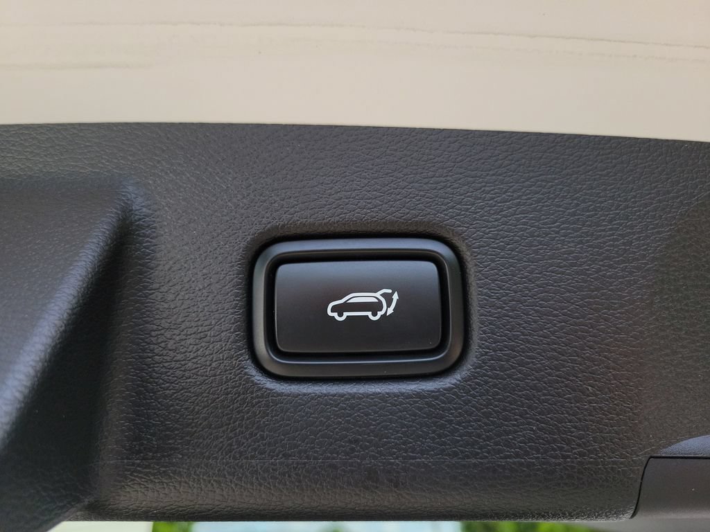 Certified 2022 Kia Telluride EX w/ EX Premium Package FWD image 8