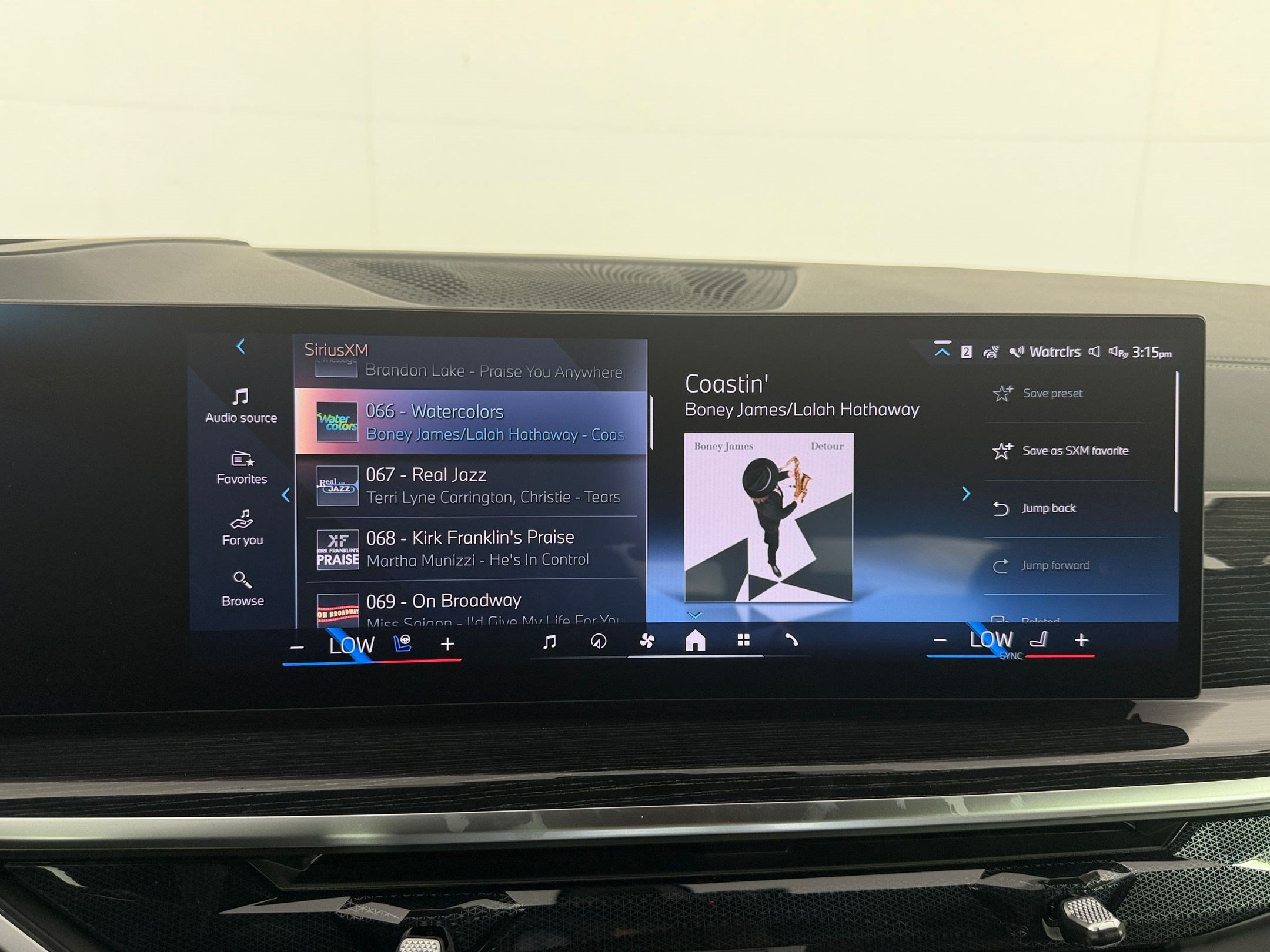 New 2026 BMW X6 xDrive40i w/ Executive Package AWD/4WD image 25