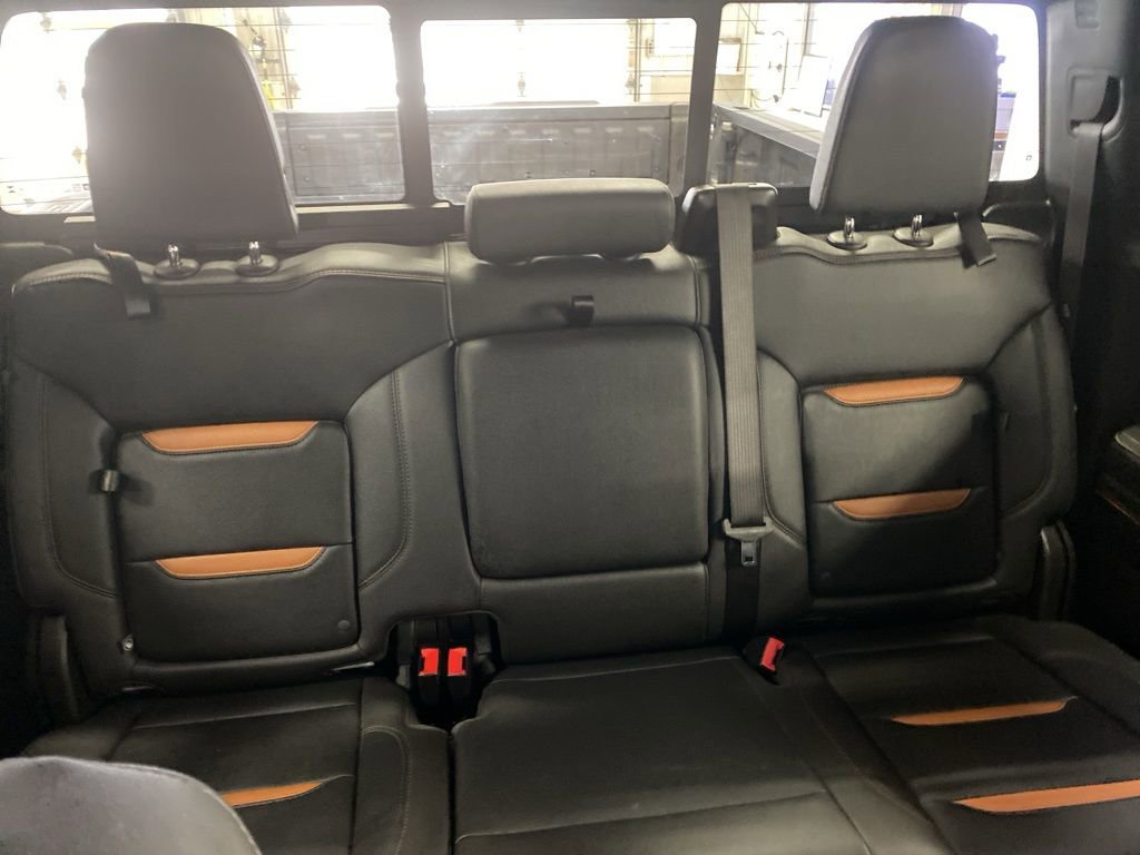 Used 2024 GMC Sierra 1500 AT4 w/ AT4 Premium Package image 32