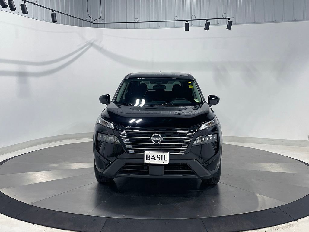 Used 2026 Nissan Rogue SV AWD/4WD image 9