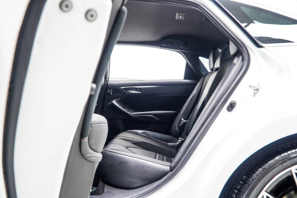 Used 2020 Toyota Avalon Touring w/ All Weather Liner Package FWD image 39