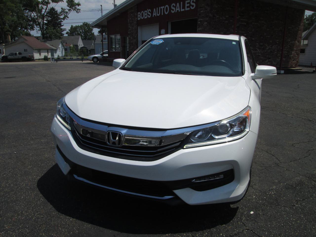 Used 2017 Honda Accord EX-L image 13