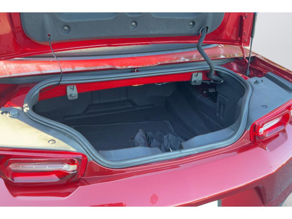Used 2022 Chevrolet Camaro LT RWD image 19