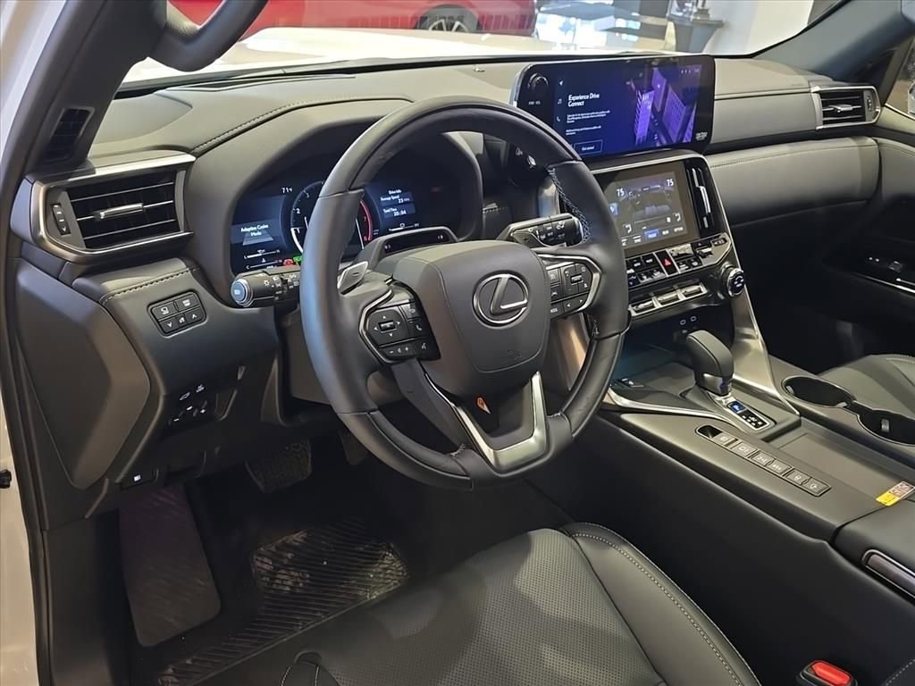 New 2025 Lexus LX 700h Luxury image 13