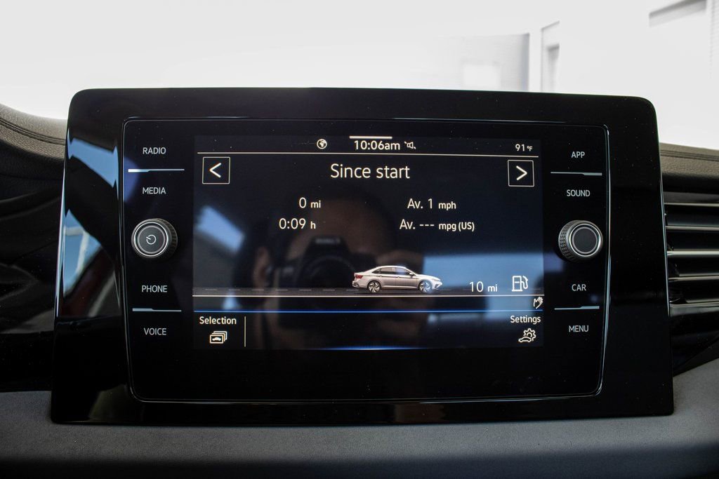 New 2025 Volkswagen Jetta SE image 40