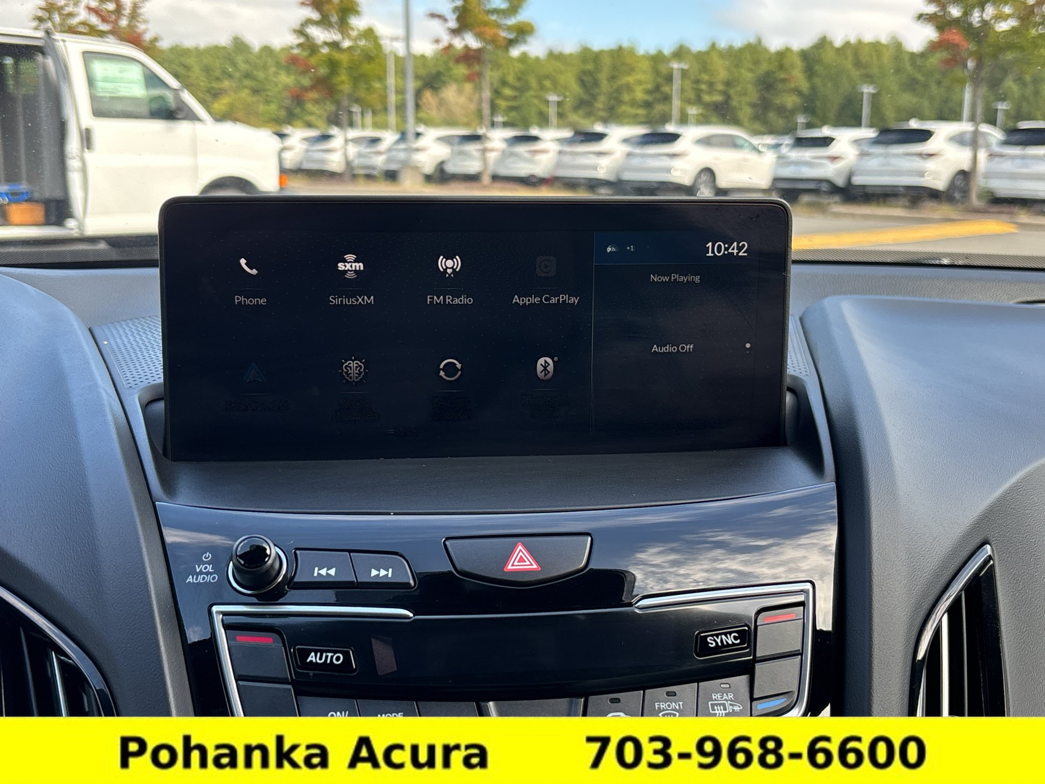 Used 2025 Acura RDX SH-AWD image 17