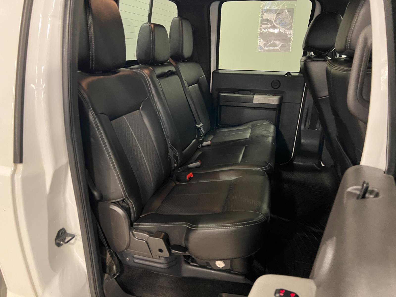 Used 2014 Ford F350 Lariat w/ Lariat Ultimate Package image 32