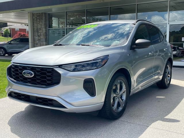 Used 2024 Ford Escape ST-Line image 3