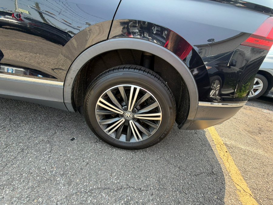 Used 2019 Volkswagen Tiguan SEL AWD/4WD image 15