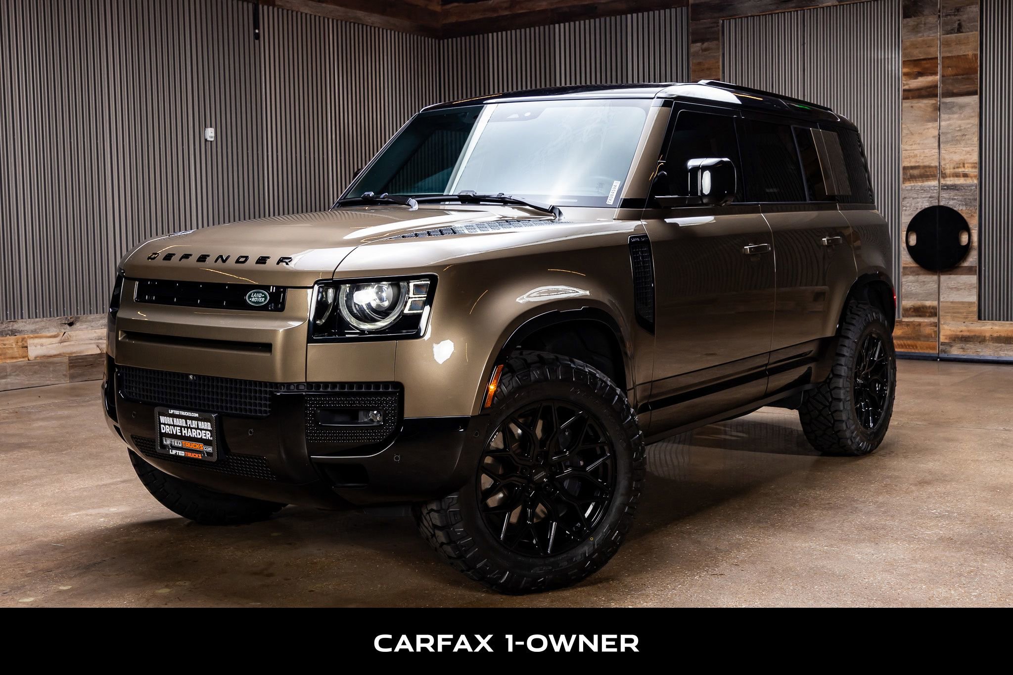 Used 2025 Land Rover Defender 110 X-Dynamic SE image 5