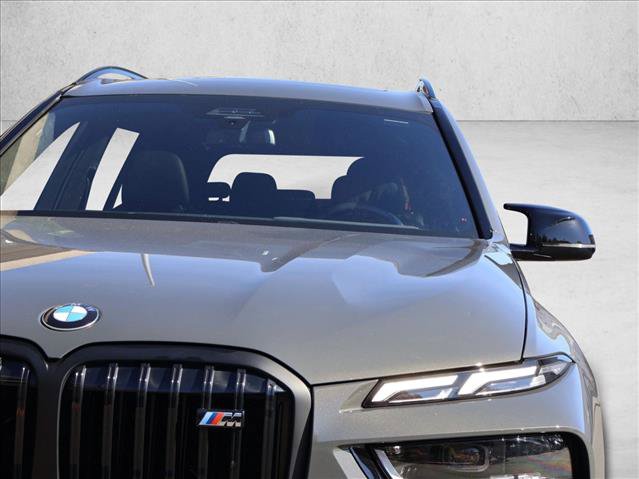 Used 2025 BMW X7 M60i AWD/4WD image 2