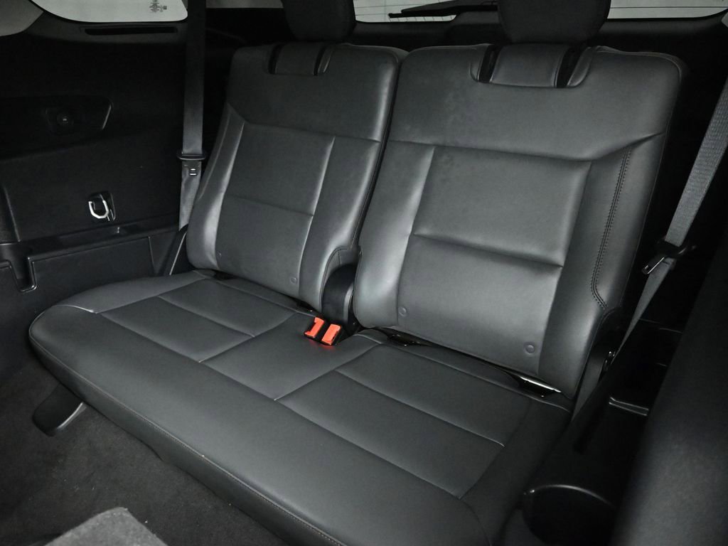 Used 2025 Ford Explorer Active w/ Active Comfort Package image 20