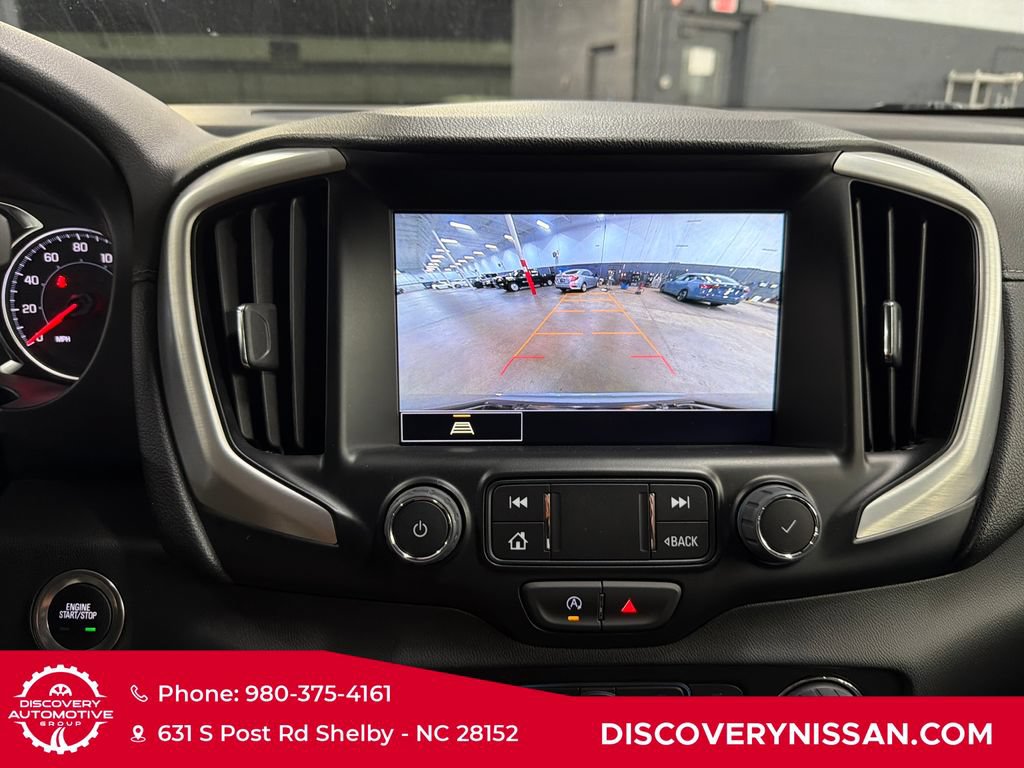 Used 2024 GMC Terrain SLT AWD/4WD image 19