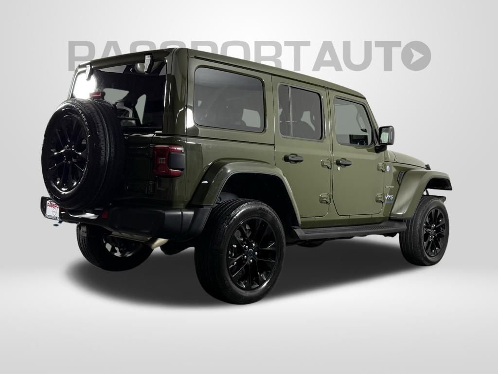 Used 2024 Jeep Wrangler Unlimited Sahara w/ Technology Group image 10