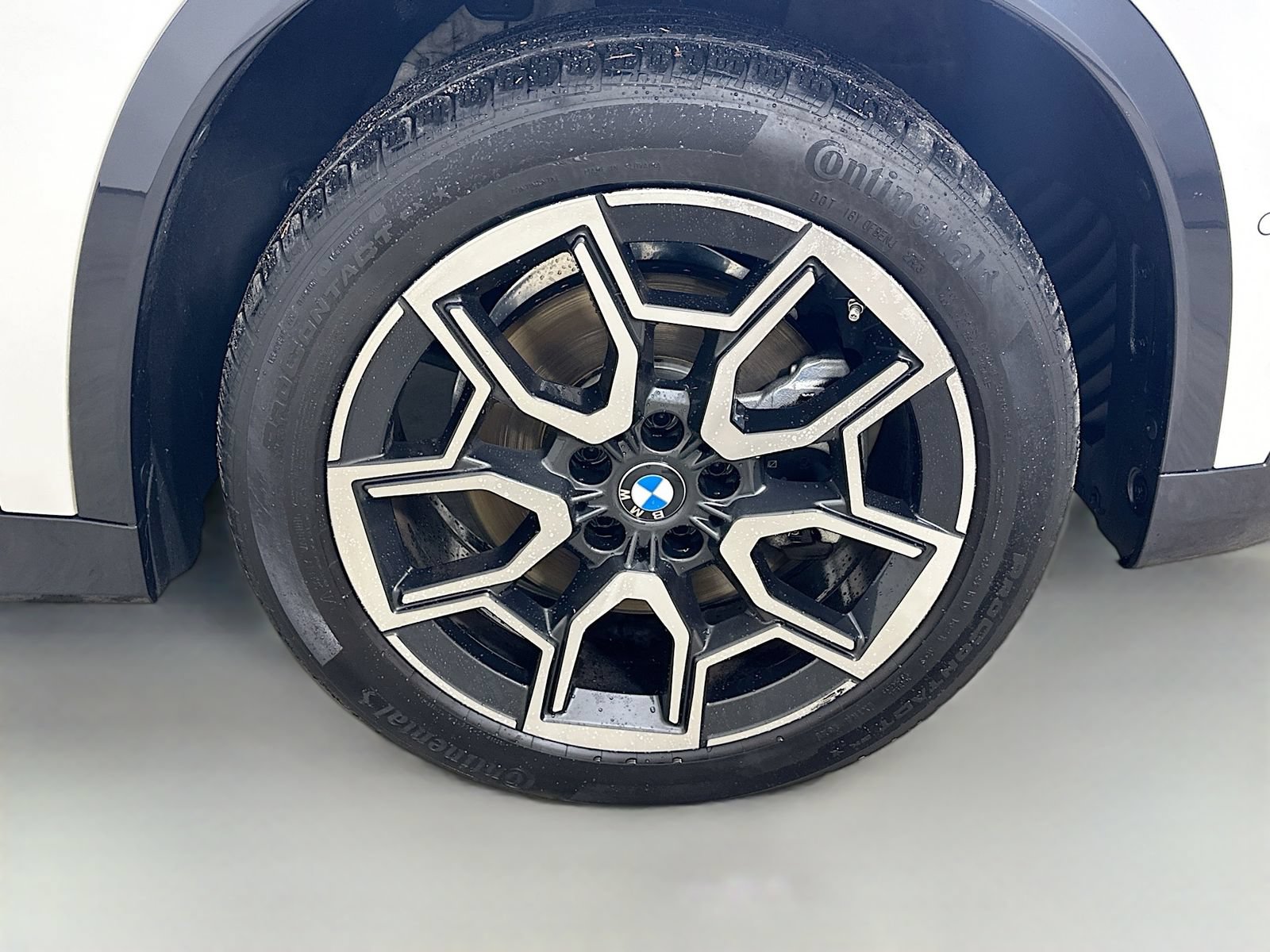 Used 2023 BMW X1 xDrive28i w/ Premium Package AWD/4WD image 10