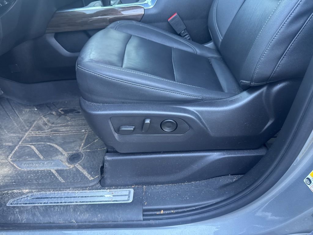 Used 2023 Chevrolet Silverado 1500 RST w/ Convenience Package II image 18