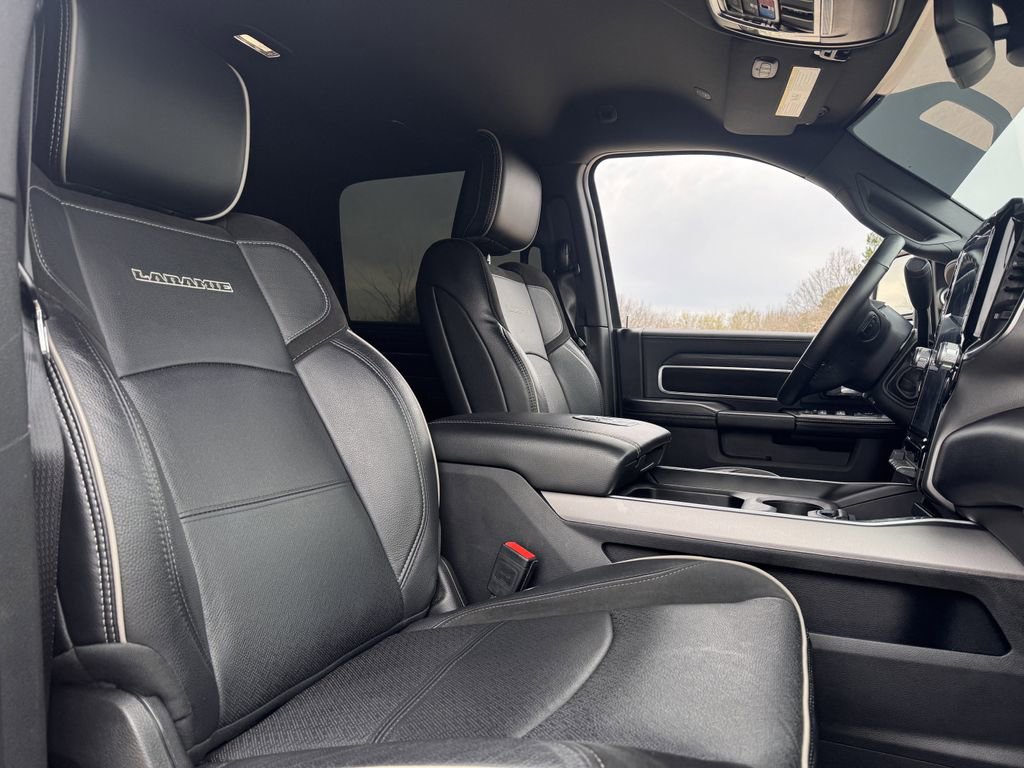 Used 2024 RAM 2500 Laramie w/ Sport Appearance Package image 24