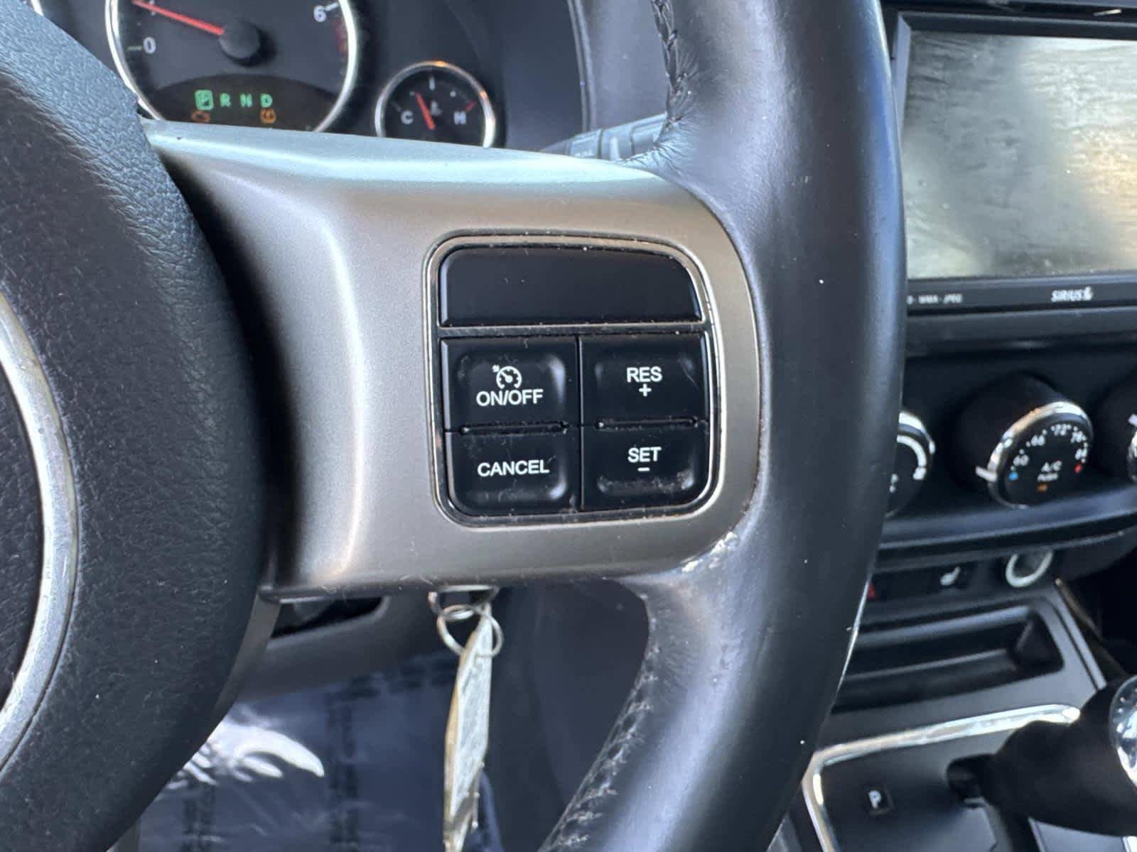 Used 2011 Jeep Patriot Latitude FWD image 41