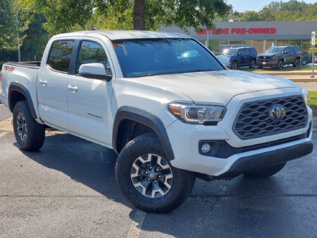 Used 2021 Toyota Tacoma TRD Off-Road w/ Technology Package AWD/4WD image 2