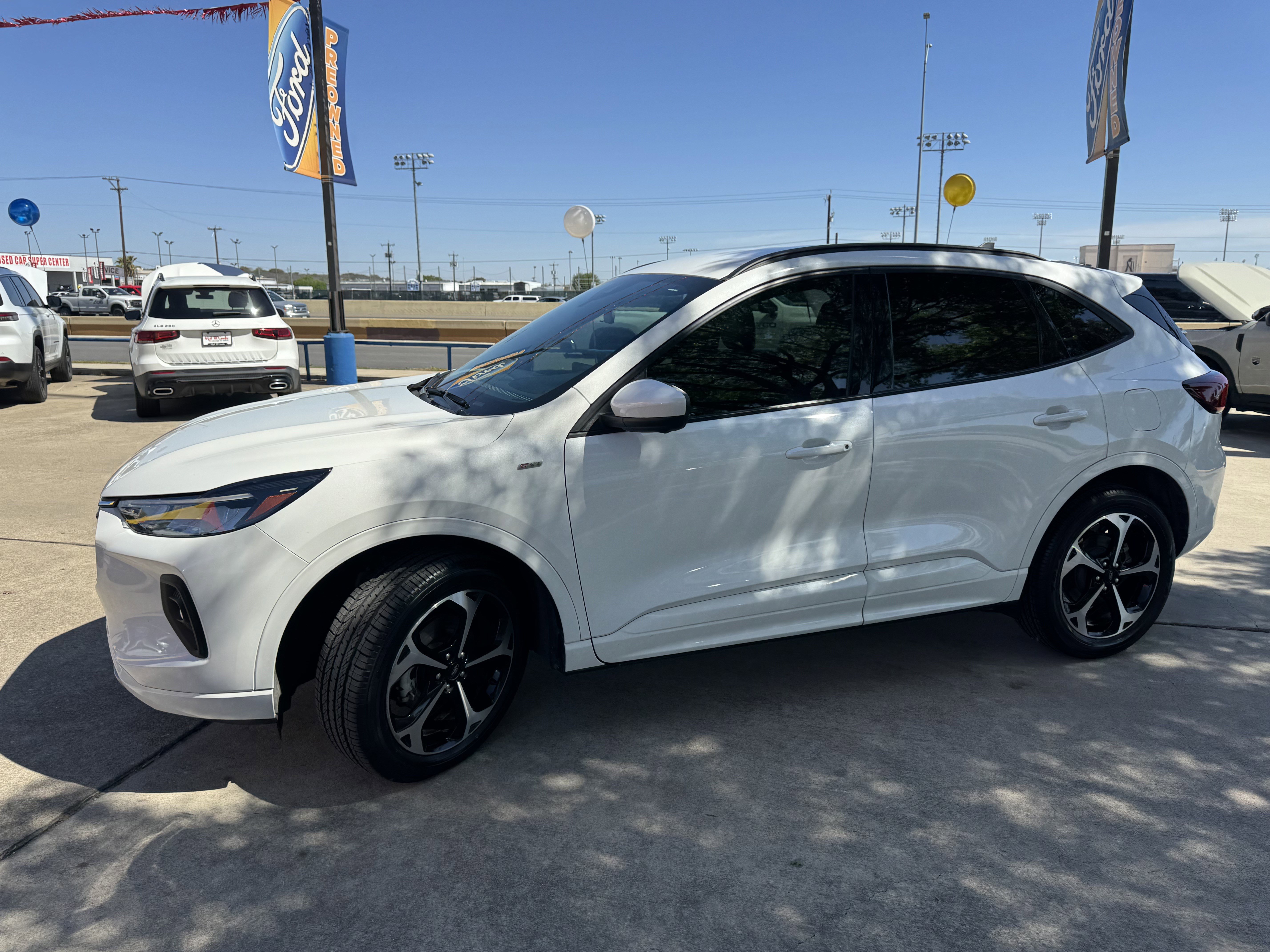 Used 2023 Ford Escape ST-Line Select w/ Tech Pack #2 image 12