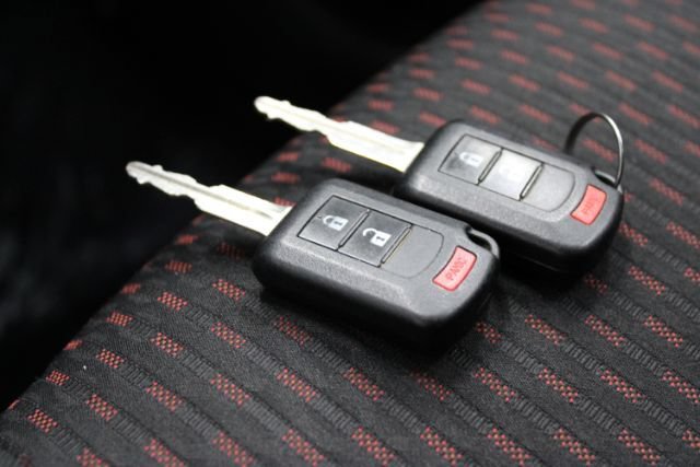 Used 2018 Mitsubishi Outlander Sport LE FWD image 13