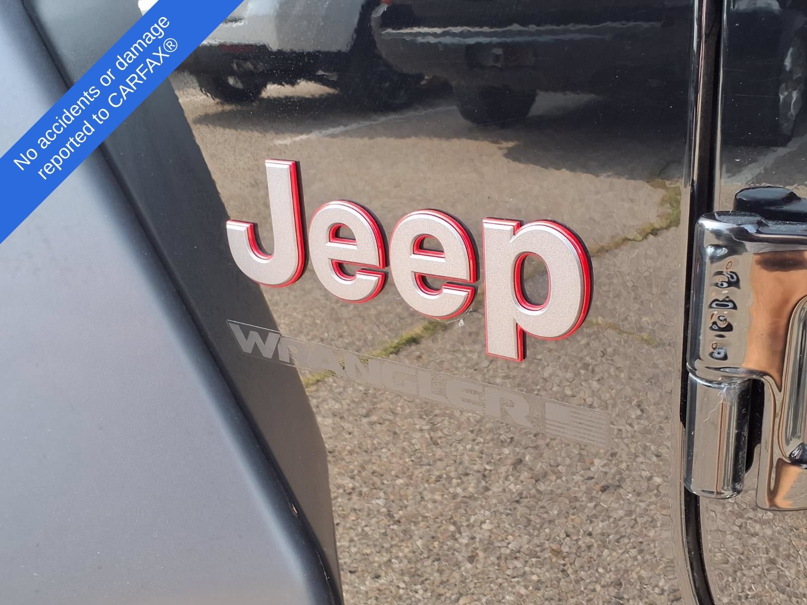 Used 2023 Jeep Wrangler Unlimited Rubicon w/ Cold Weather Group AWD/4WD image 12