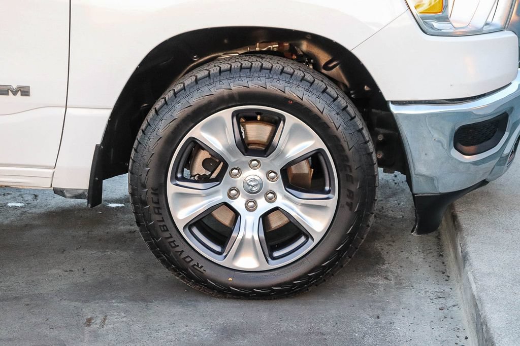 Used 2024 RAM 1500 Laramie AWD/4WD image 11