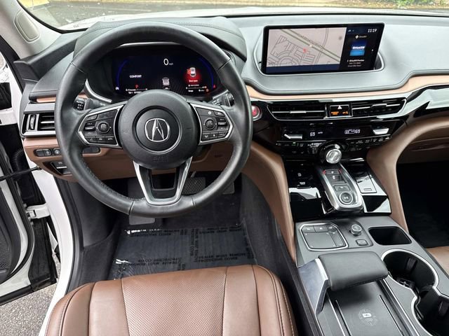 Used 2024 Acura MDX SH-AWD w/ Technology Package image 18