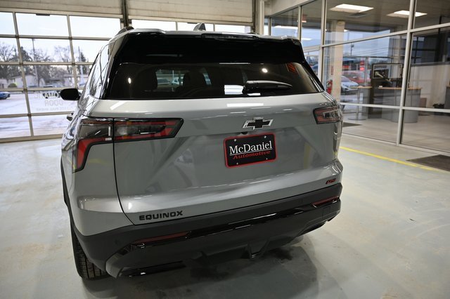 New 2026 Chevrolet Equinox RS image 6