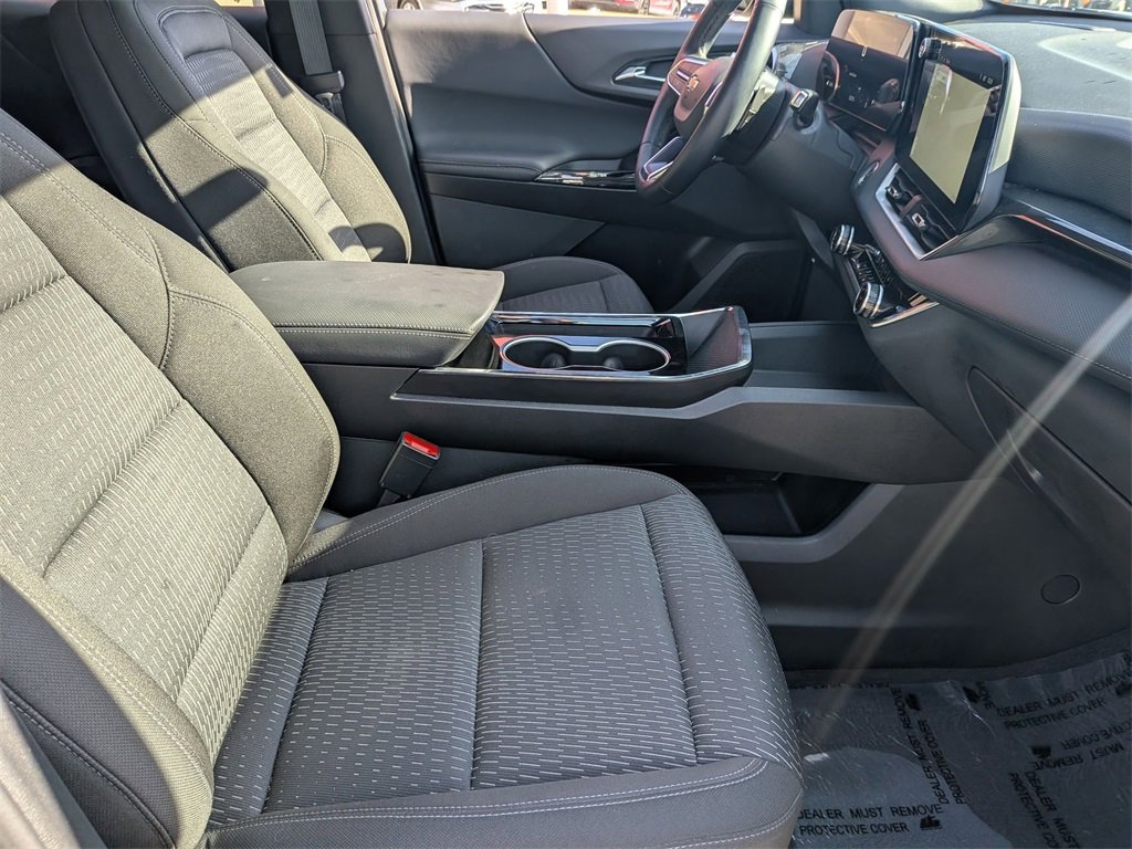 Used 2025 Chevrolet Equinox LT image 33